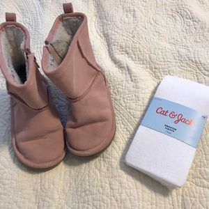 Baby gap snow boots
